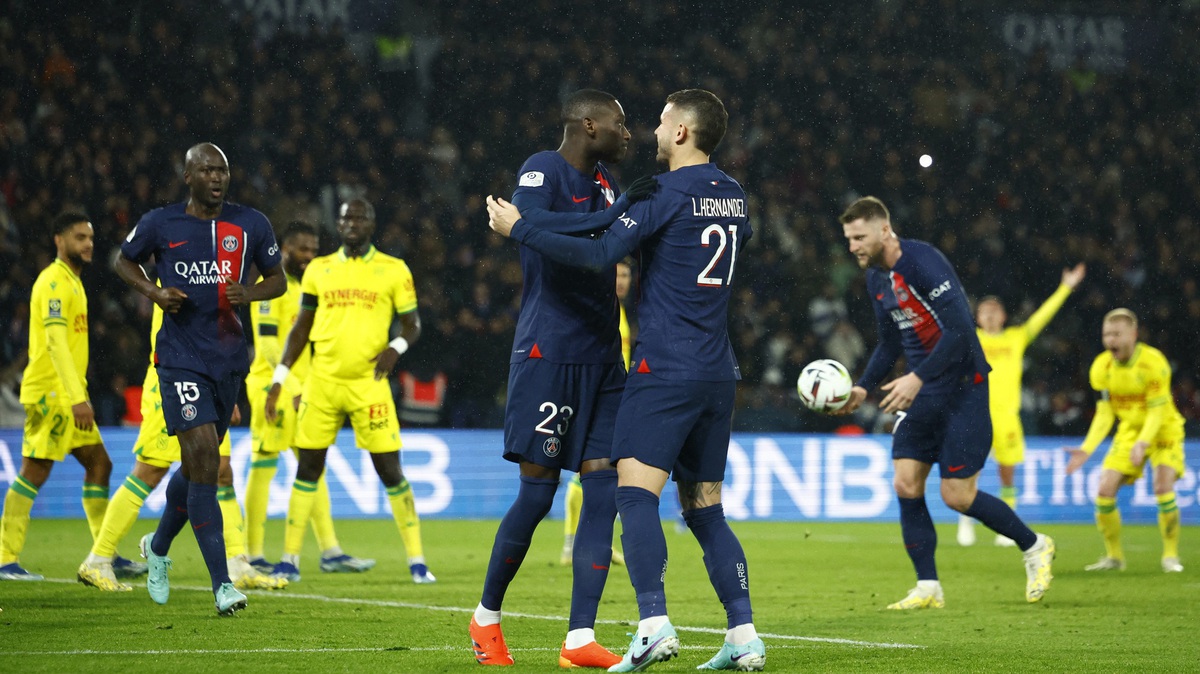 Nhận Định Bóng Đá Nantes vs PSG, 01h45 Ngày 23/4: Cú Sốc Tại La Beaujoire? CO88